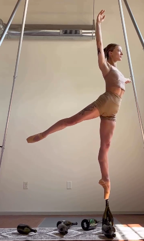 balerina Dom Perignon