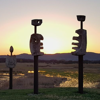 Kornyi-tó Emberi komédia szobrok
